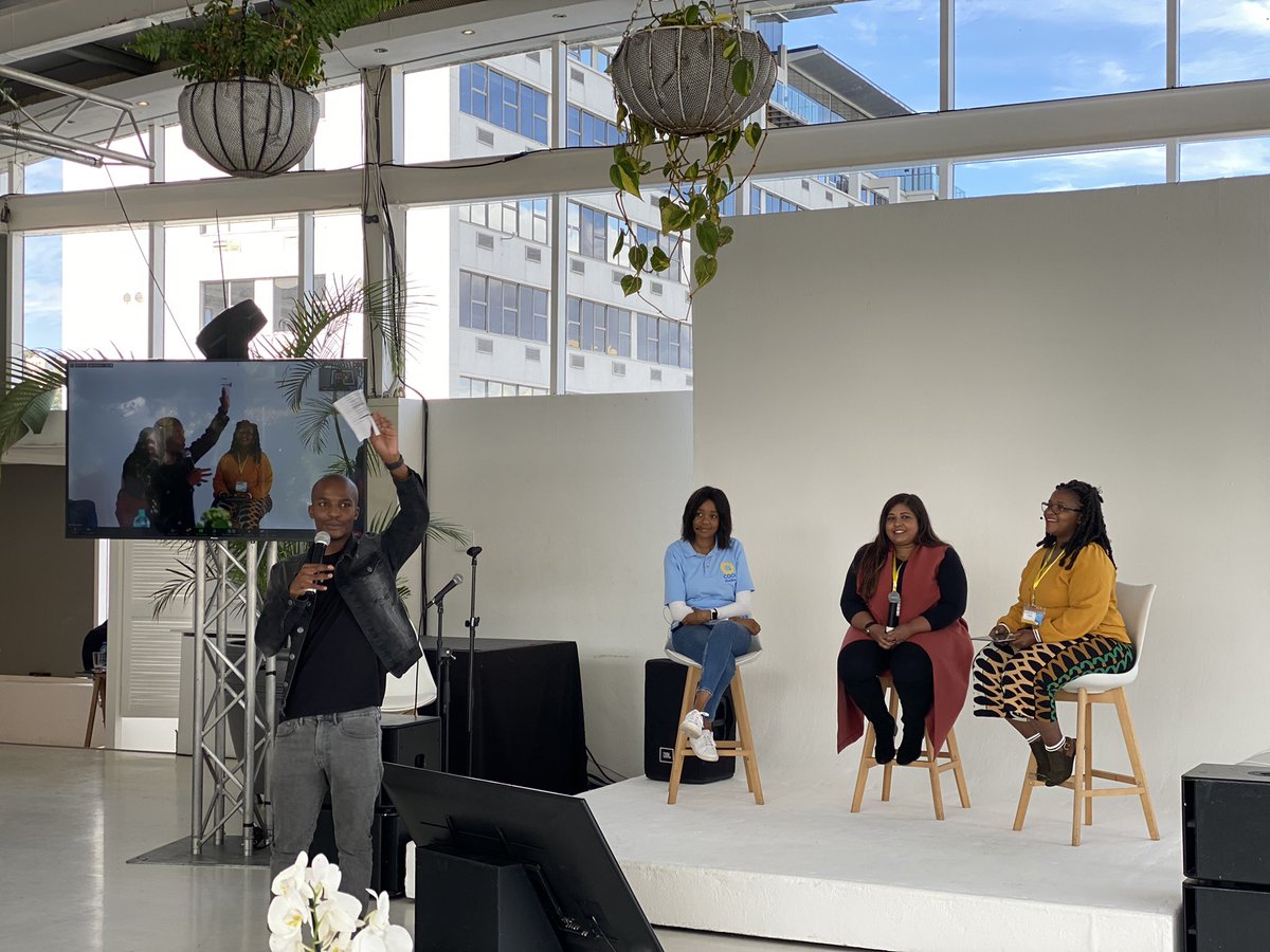 HatcherNestle's tweet photo. Panel Discussion on Nestlé solving start up business issues featuring Angel Torres, Nivasha Pather and Sandiso Sibisi.

Moderated by Shiela Yabo  Country Director of  University Impact 

 #startup #business 
#NestleHatcher #AYearLater https://t.co/lcW0gqEKVc