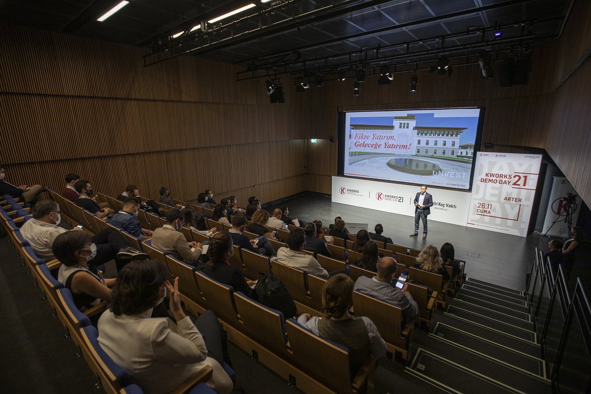 kworkscenter's tweet image. 17 başarılı KWORKS Girişiminin sahne aldığı KWORKS'21 Demo Day, 26 Kasım Cuma günü @vehbikocvakfi destekleri ile @arteristanbul'da gerçekleşti.

Etkinliği yeniden deneyimlemek ve KWORKS girişimlerinin sunumlarını izlemek için: kworks.ku.edu.tr/demoday

#KWORKS21 #KWORKSgirişimleri