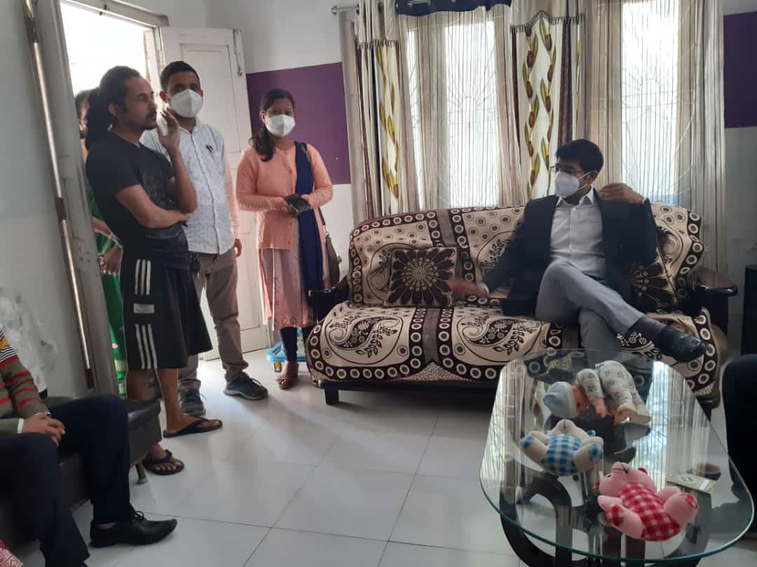 AnimeshNeog's tweet photo. Today with Upper Assam Commissioner Siddarth Singh Sir during home visit as a part of #HarGharDastak at 98 Jorhat LAC @himantabiswa @narendramodi @MoHFW_INDIA @PomiBaruah https://t.co/OQZnjhDqrS