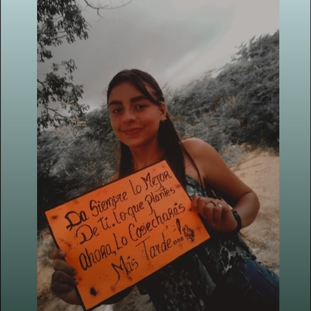 RJV_Falcon's tweet photo. Desde Red Joven Falcón se desarrollo la sesión práctica del curso de formación en ética y valores.
Con el objetivo; de evaluar los conocimientos de los participantes del curso de formación en ética
Estos son los rostros de algunos participantes.
#JuntosFormamosPaís💛💙❤️. https://t.co/enRb1HkavE