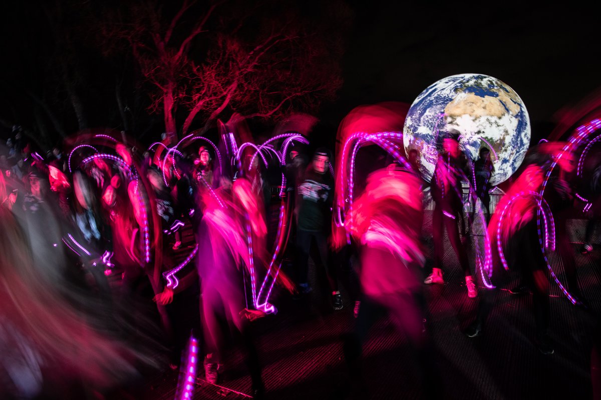WigLeDance's tweet photo. Some fantastic images from our performance of Out of this World with @lukejerram Floating Earth. 

It was really incredible to bring so many young people together to perform in such a stunning setting 🌎

@ThisIsWigan_ @WiganCouncil @thingsthatgoon1 @ace_thenorth @WLcep https://t.co/O9cZ11CzKA