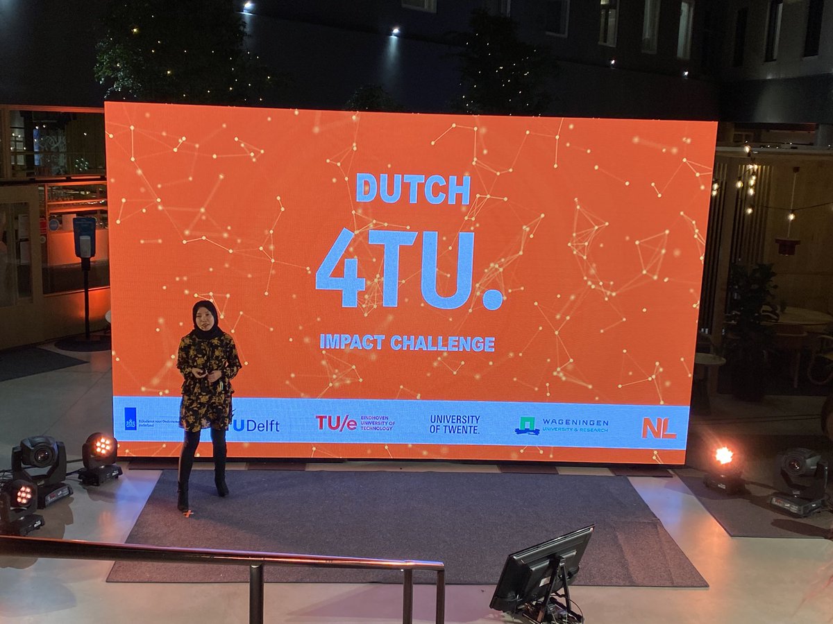 SeAllu's tweet photo. Great University based #startups from    Netherlands on stage on day 0 for #slush   #urbantechhelsinki https://t.co/6D2yht8lG2