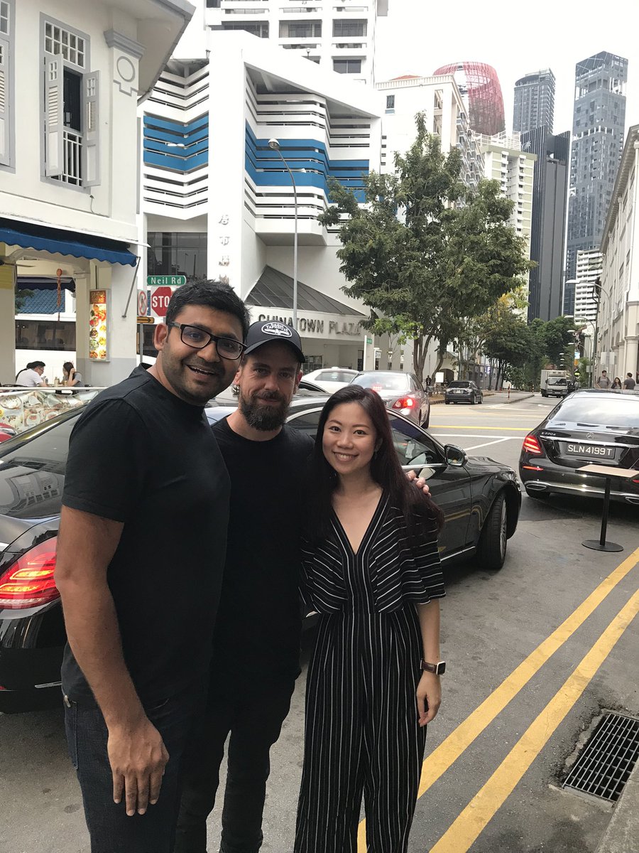 Bumped into 2 Twitter CEOs on the street of Singapore and decided to take a photo with them.. Thank you <a href="/jack/">jack</a>, we will miss you! And congrats to <a href="/paraga/">Parag Agrawal</a>!!