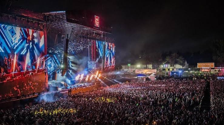 ADE879's tweet photo. @PisayCorreTV @PamCerdeira @ponchovpof @elmanoloide A pero que tal flow fest 2021!! https://t.co/KyY7TQn3k8