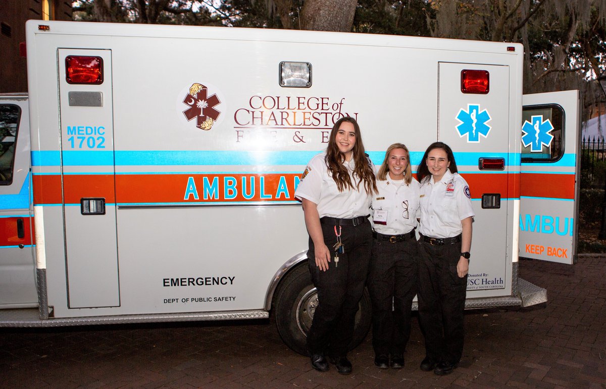 CofCalumni's tweet photo. "Tales from the Healthcare Frontline" panel discussion during #FallAlumniWeekend featured alumni healthcare providers, and reception. It was co-sponsored by the @cofcssm +the @CofCehhp Proceeds benefited @CofCFireEMS, members of which were in attendance to meet alumni. #CofCFAW https://t.co/SOWTpfQoV2