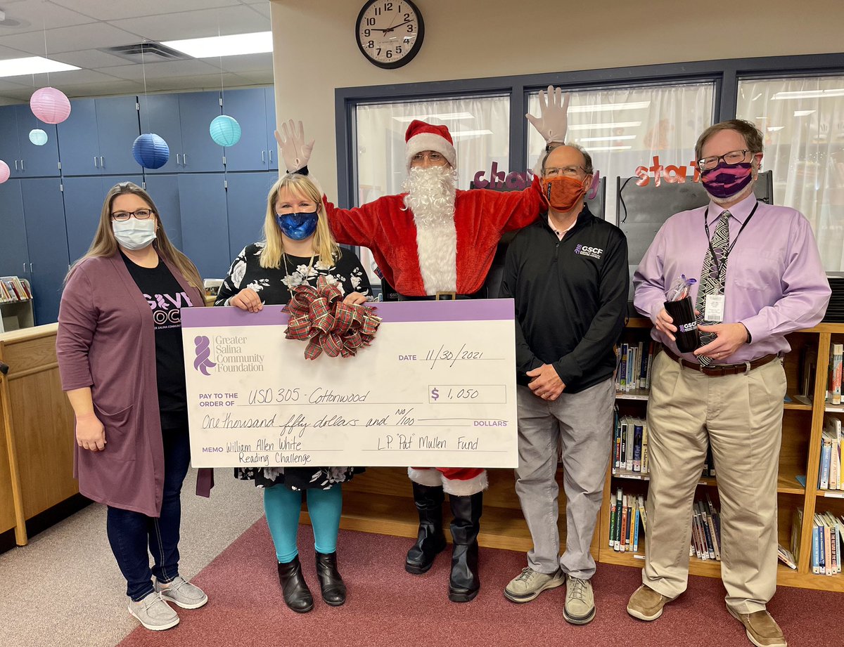 USD305's tweet photo. RT @WeAreCottonwood: Thanks to the @GreaterSalinaCF for the grant to @cw_mrshoff for the William Allen White Book Award. #GivingTuesday #Why305 #CWCommunity https://t.co/QnXAdQ5TOA