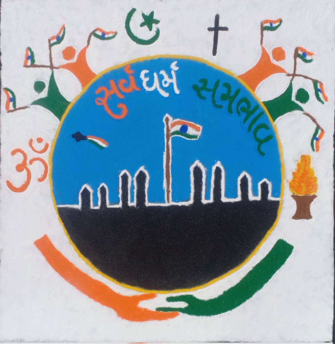 macwan76's tweet photo. આઝાદીના અમૃત મહોત્સવ અંતર્ગત શહેરની સામાજિક સંસ્થા નવસર્જન, પિયુસીએલ અને સુરત મહિલા જિલ્લા સંઘ બંધારણના આમુખને કેન્દ્રમાં રાખી રંગોળી સ્પર્ધાનું આયોજન કરવામાં આવ્યું . જેમાં કોલેજના વિધાર્થીઓ દ્વારા સુંદર રંગોળી બનાવવામાં આવી.@CommissionerSMC @collectorsurat https://t.co/0Jw1EZCvOA