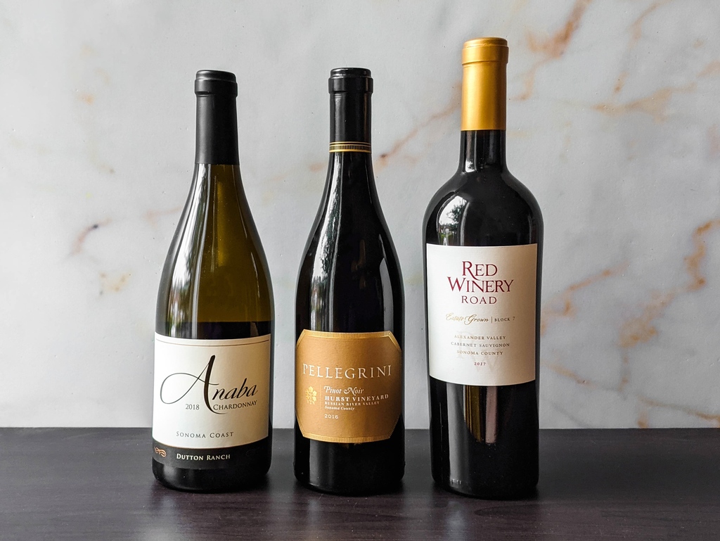 Weekly_Tasting's tweet photo. See how magic is made near the Pacific Coast with this week's tasting set by comparing three wines from three different locations within Sonoma's one million acres: https://t.co/b9irLV93WU

⁠
#wine #wtso #weeklytasting #tastewine #winetasting #sonoma #sonomacounty #winecountry https://t.co/KOG3CGML1p