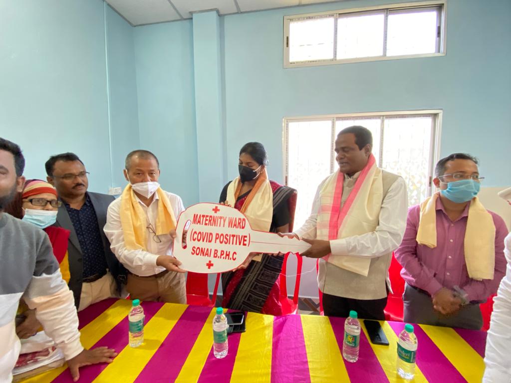 KUBarbhuiya's tweet photo. Inaugurated the Covid maternity ward of Sonai BPHC in the presence of DC Cachar Keerthi Jalli, Circle Officer Dipankar Nath, Bikas Chetri, Sonai Hospital Incharge Sureng Singh, AIUDF Sonai Constituency Committee President Khalid Hassan Laskar (Bappi), https://t.co/liAw2yPYUp
