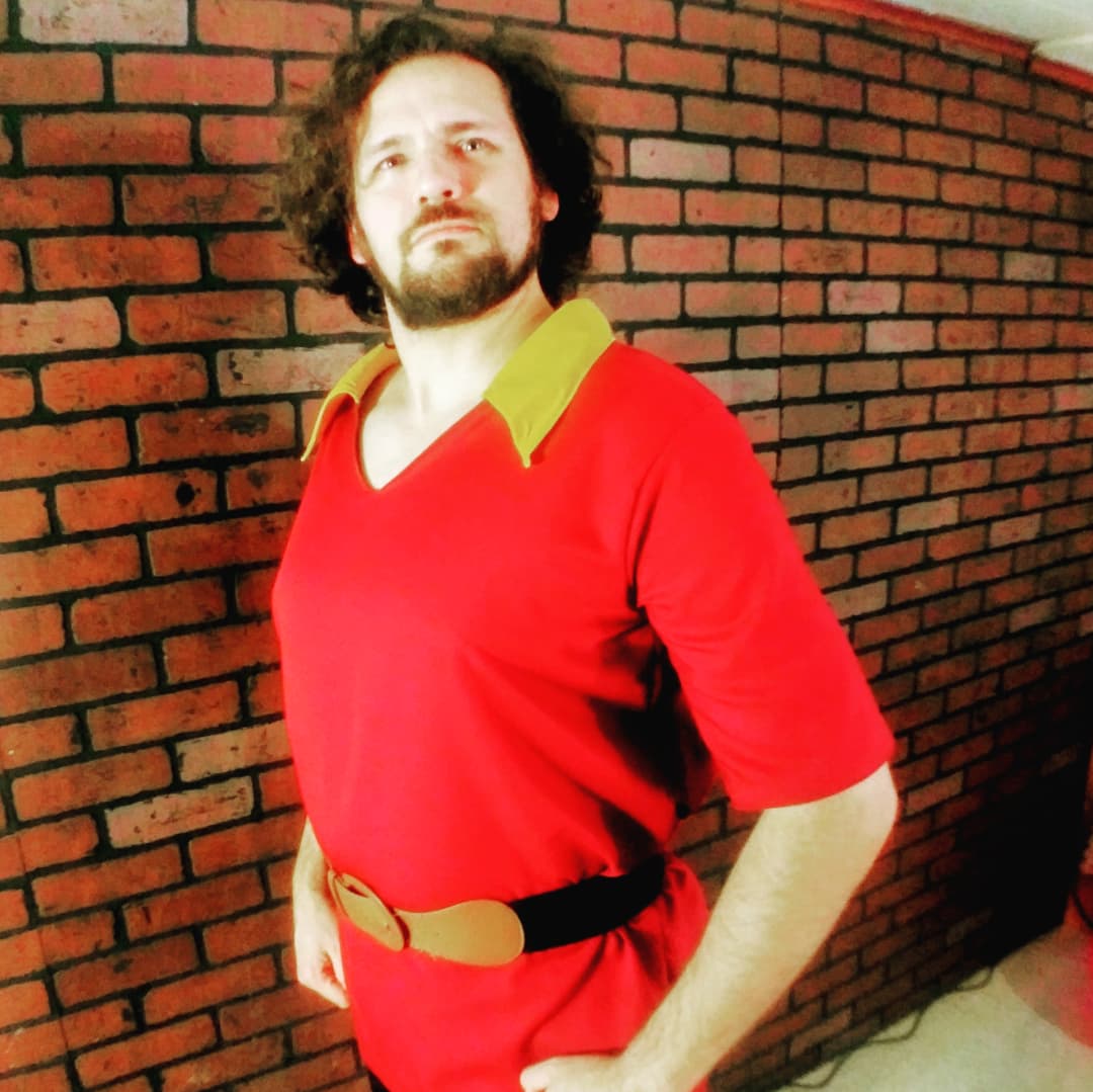 theloopiloosi's tweet photo. "Gaston is the best and the rest is all drips." -Lefou
#disney #gaston #beautyandthebeast #disneyvillain #villain #villainous #tenpointsforgaston #mywhataguy #cosplay #costume #halloween #halloweencostume #sewingismypassion #sewingismysuperpower
https://t.co/jPEK3UcF4R https://t.co/r2EprDyv9f