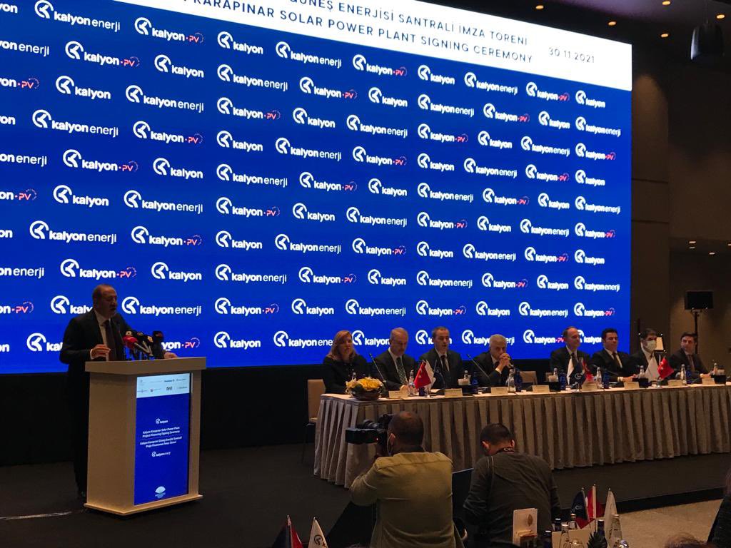 KenanPoleo's tweet photo. Earlier this month I announced @UKEF’s backing for @GE_Turkiye/ #KalyonEnerji’s 1.35GW Karapınar solar project, the largest solar facility in 🇹🇷, demonstrating the 🇬🇧’s commitment to deliver on pledges made at #COP26.Today am w/ Kalyon &amp; other partners to celebrate this agreement https://t.co/ZGfniOxSsq