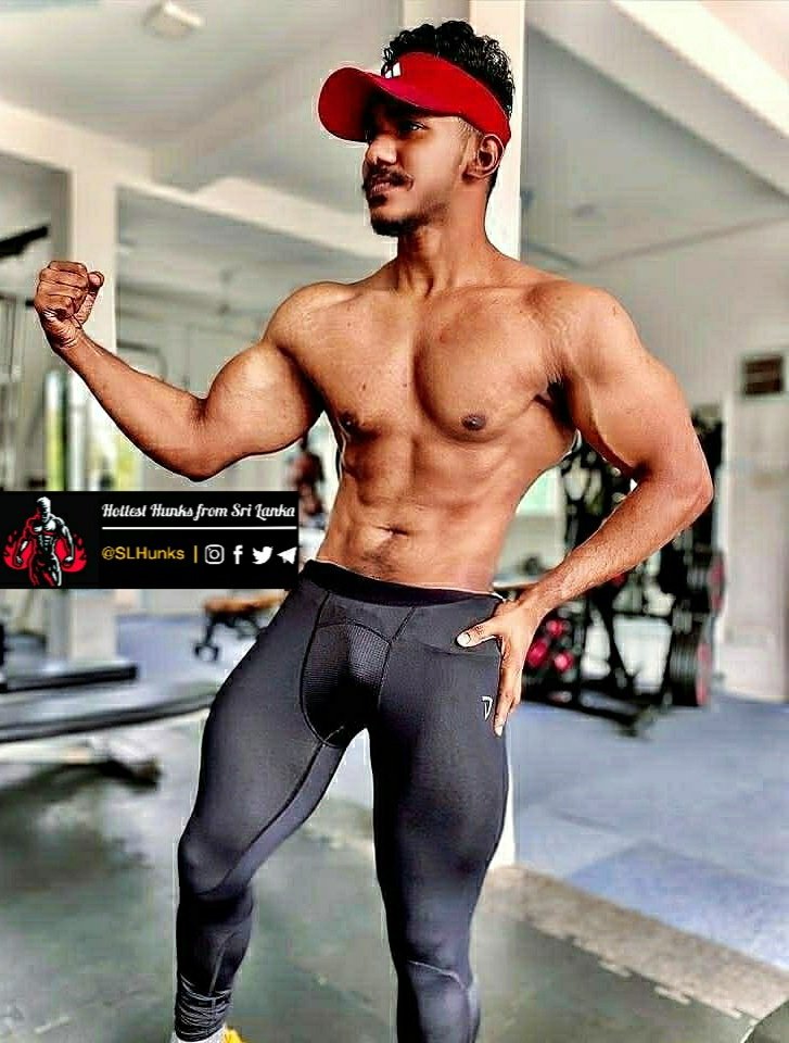 SLHunks's tweet photo. Got hard in workouts π
#SriLankanhunk #SLhunks #SriLankanmen #Hunk #handsome #sexy #gay #SriLankaGay #GaySriLanka #muscleboy #hotgay #muscles #Fithunk #fitness #sixpack https://t.co/p4cYjyjail