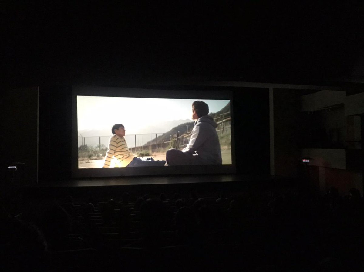ValdiConstituye's tweet photo. #DIADELCINECHILENO

Ayer presentamos Mis hermanos sueñan despiertos de #ClaudiaHuaquimilla 👏

Una emocionante instancia, reflexiva y de encuentro, gracias a @FICVALDIVIA y el #CCNNA que nos permitió conversar sobre la niñez, los #DDHH y revisar el Chile que queremos construir✊ https://t.co/Uk5gNGqLr3