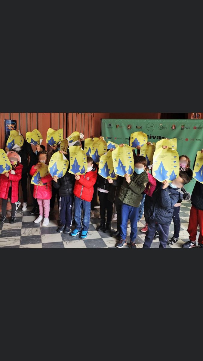 AstiServPubbl's tweet photo. E’ terminato domenica FestivaLieve, manifestazione culturale sostenuta da Asp. Durante gli spettacoli per i bambini è stato distribuito alla giovane platea un gioco su carta riciclata, con cui dimostrare che anche un foglio può trasformarsi in rinoceronte, simbolo del festival. https://t.co/SzmUmkdQPg