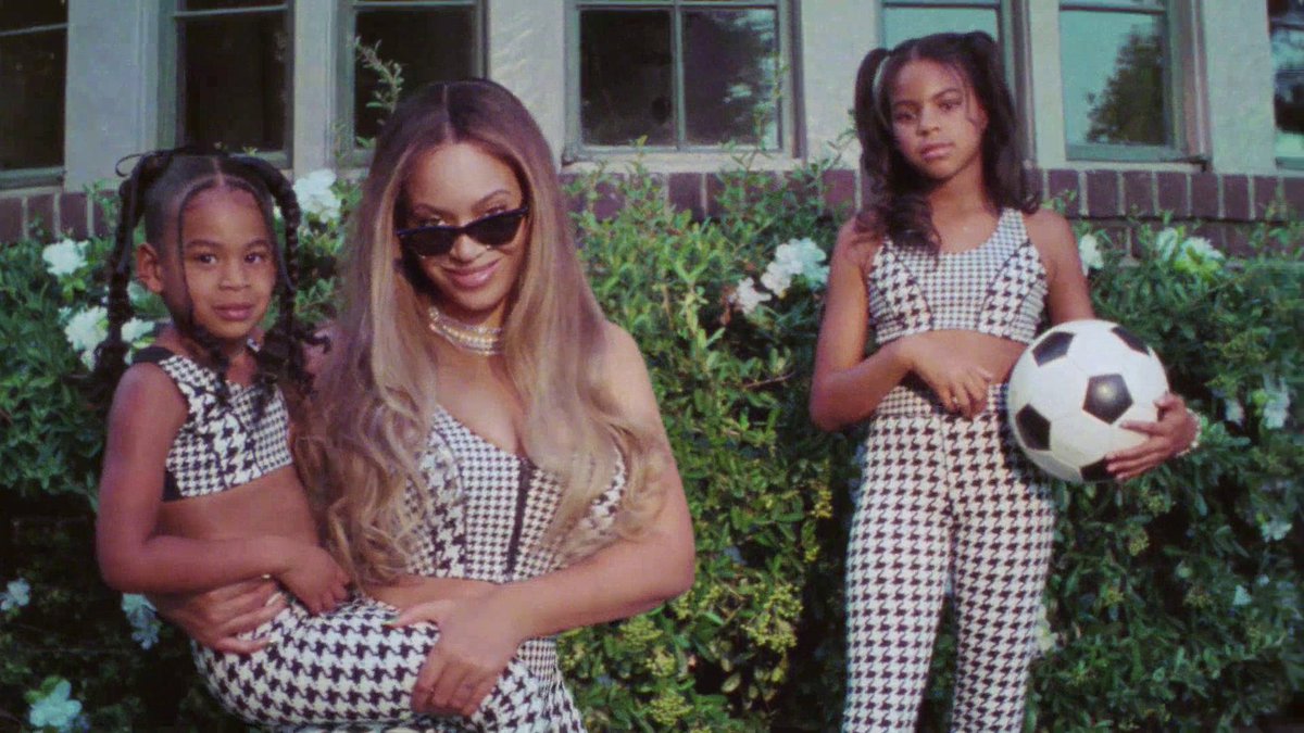 BEYONCÉ LEGION 𐚁 tweet media
