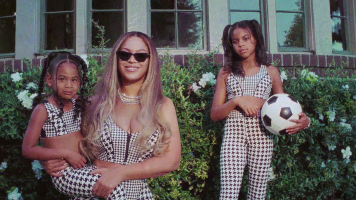 BEYONCÉ LEGION 𐚁 tweet media