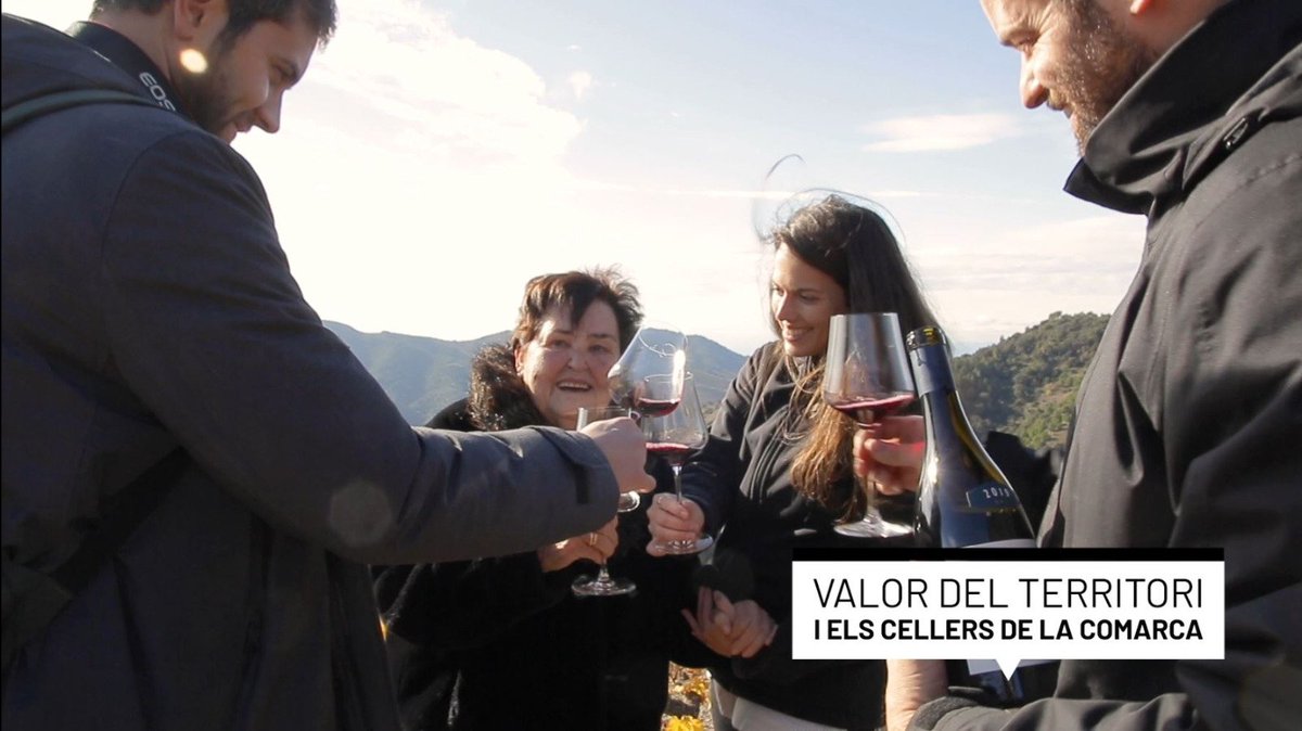 Dipta_cat's tweet photo. 📸 🏅 L'altre premiat en la categoria 'Millor creació de noves experiències turístiques' del #PremiJordiCartanyà és  Priorat Explained @priorat_expl
#TurismeDipta  #SomTurisme #CostaDaurada #TerresdelEbre https://t.co/i31sz9AFpl