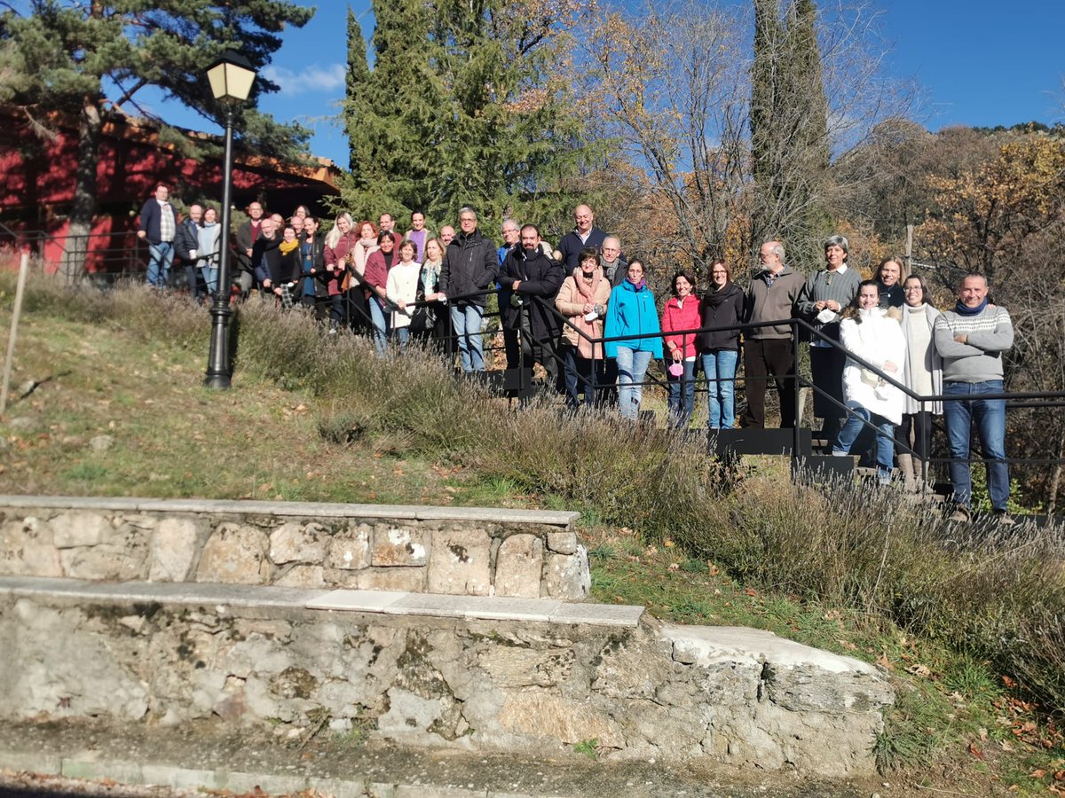Proteomics_CNB's tweet photo. Reunión Anual de #ProteoRed en La #CristaleraUAM @ambueno2 @CSIC @CNB_CSIC @SaludISCIII #Miraflores https://t.co/KNZUkmWOBQ