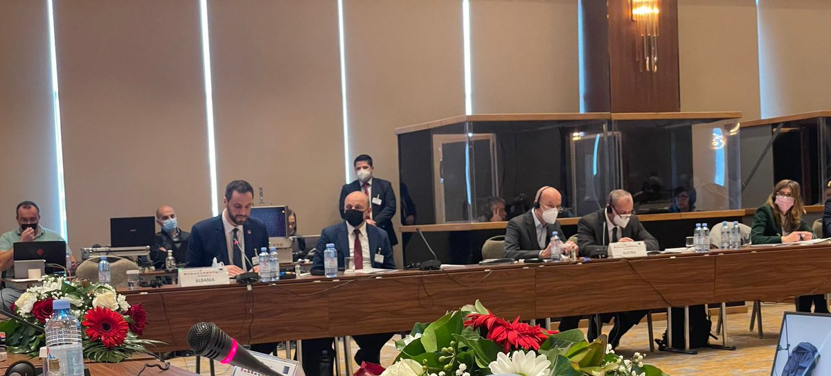 Besfort_AL's tweet photo. 22nd Meeting of the #PCCSEE Committee of Ministers @Skopje 🇲🇰 hosted by @VladaMK MoI #Spasovski with participation of the special guest @Viminale 🇮🇹Minister #Lamorgese & a message by 🇪🇺 @EU_Commission @OliverVarhelyi https://t.co/CsVxSI6KzW