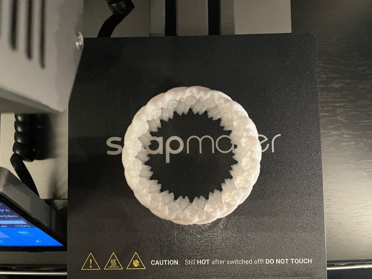 3DZ_WorlD's tweet photo. 今日の造形。
また違ったパターンで作ってみた。
#snapmaker
#スナップメーカー
#3dprinting
#Sunlu
#PLA
#テクダイヤ
#kaika
#kaika804
#MODO10 https://t.co/5QitFGRKvx