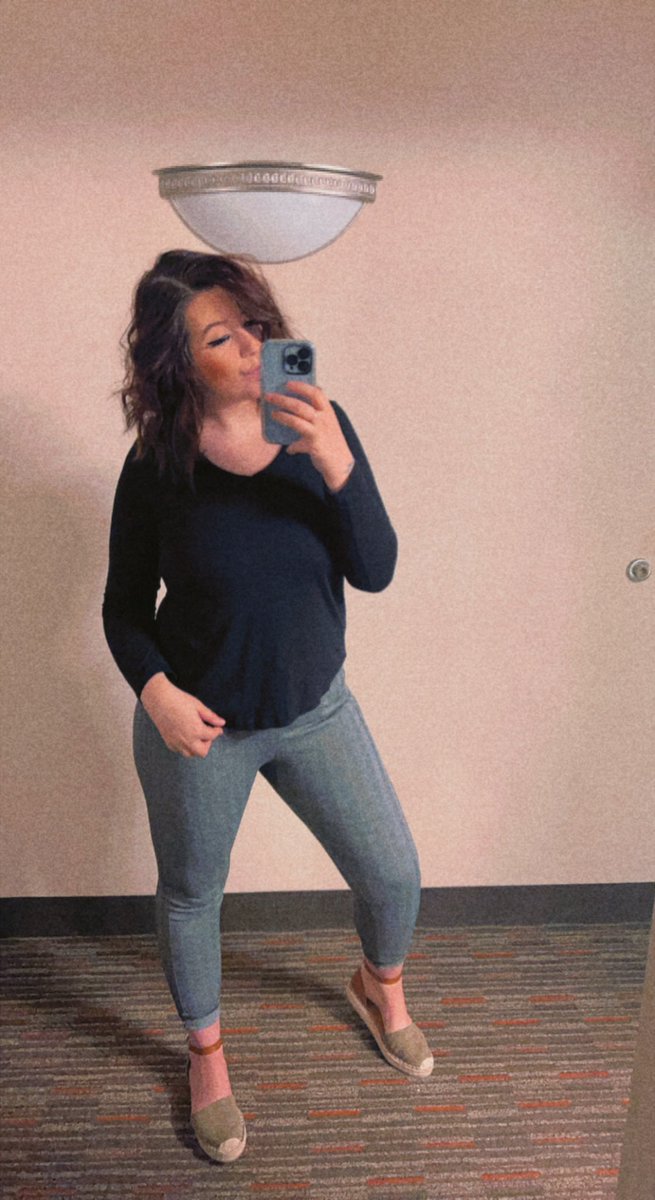 InkedConverse's tweet image. business casual