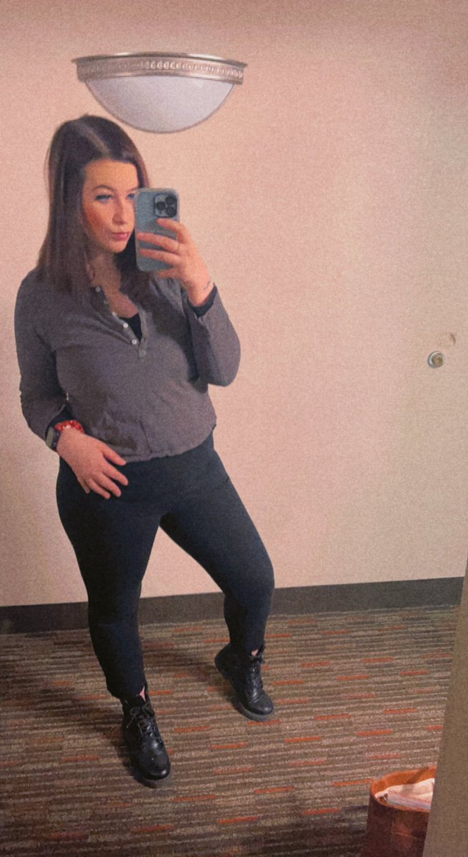 InkedConverse's tweet image. business casual