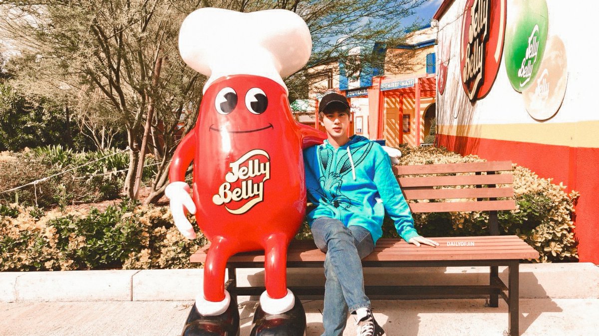 dailyofjin's tweet photo. #JIN 📸 https://t.co/zYUdMOSPDB