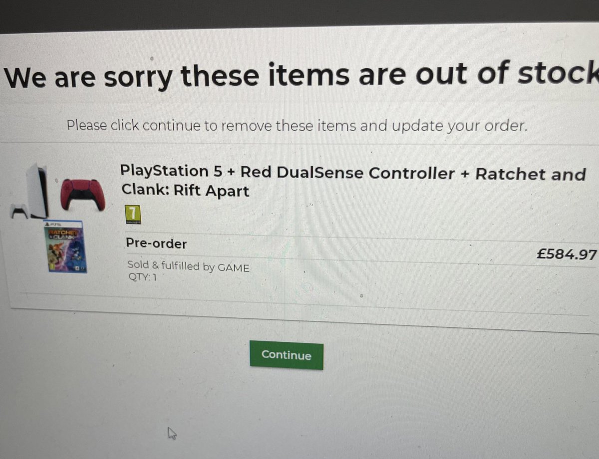 Mad32run's tweet photo. @GAMEHelps notified of being out of stock after checking out??? https://t.co/3XTQGrsuQg