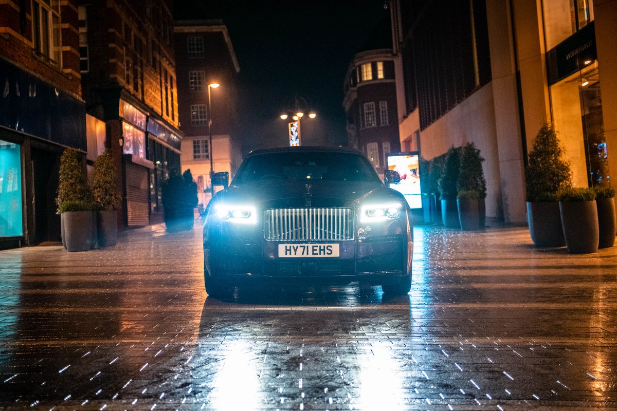 RollsRoyceLeeds's tweet photo. Out of the darkness, and into the light

Black Badge Ghost is here ⚫️

#rollsroyce #rollsroyceghost #ghost #blackbadgeghost #blackbadge #celebration #launch #event https://t.co/fQmmd1Hubw
