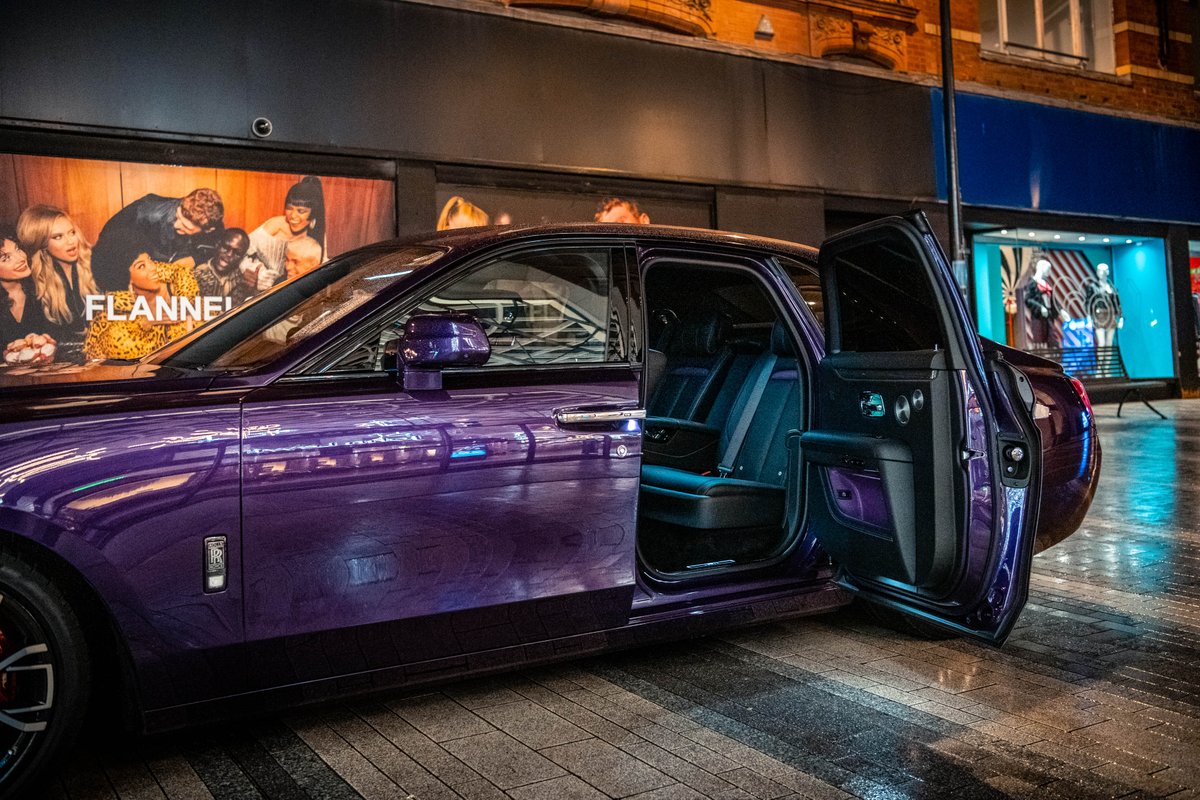 RollsRoyceLeeds's tweet photo. Out of the darkness, and into the light

Black Badge Ghost is here ⚫️

#rollsroyce #rollsroyceghost #ghost #blackbadgeghost #blackbadge #celebration #launch #event https://t.co/fQmmd1Hubw