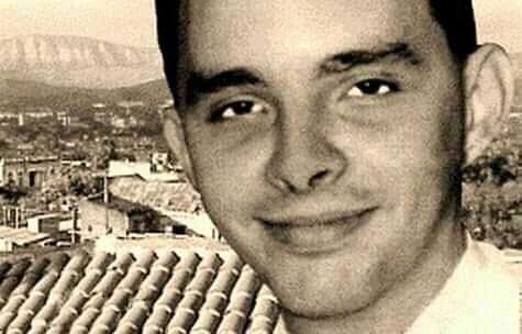 ola05806668's tweet photo. Como fueron ellos  aquel 30 de noviembre de 1956 somos los jóvenes de hoy, valientes que entregaron sus vidas por la independencia dei #IslaRebelde, desde mi #TrincheraDeIdead les reafirmo que no están #NiMuertosNiOlvidados.
#TenemosMemoria.
#CubaViveEnSuHistoria. https://t.co/PajOpFkU1s