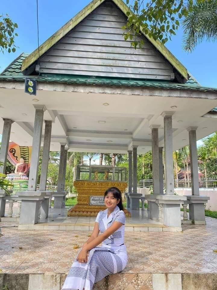 paingphyooo1's tweet photo. SAC unjustly university students from Dawei University named Ko Htoo Myat Lwin, 3rd year student (secretary of Student Union) &amp; Ko sai Ko Ko Htun &amp; Ma Lawon Pyae Pyae Htun (strike committee members).
FREEDOM FROM FEAR
#Nov30Coup
#WhatsHappeningInMyanmar https://t.co/cqmr9J3pUN