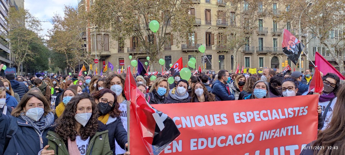 InterinesTeei's tweet photo. Contra la precarietat laboral a les administracions, contra l'abús de temporalitat, per una estabilització real. Les #teei reclamem la #fixesa a @educaciocat!  #LesQueHiSomEnsQuedem #VagaSectorPúblic30Nov #IcetazoNO
@pgoma
@JosepGCambray
@iolacinc @Esquerra_ERC  @Santandreuenc https://t.co/PiYzh9uhqH