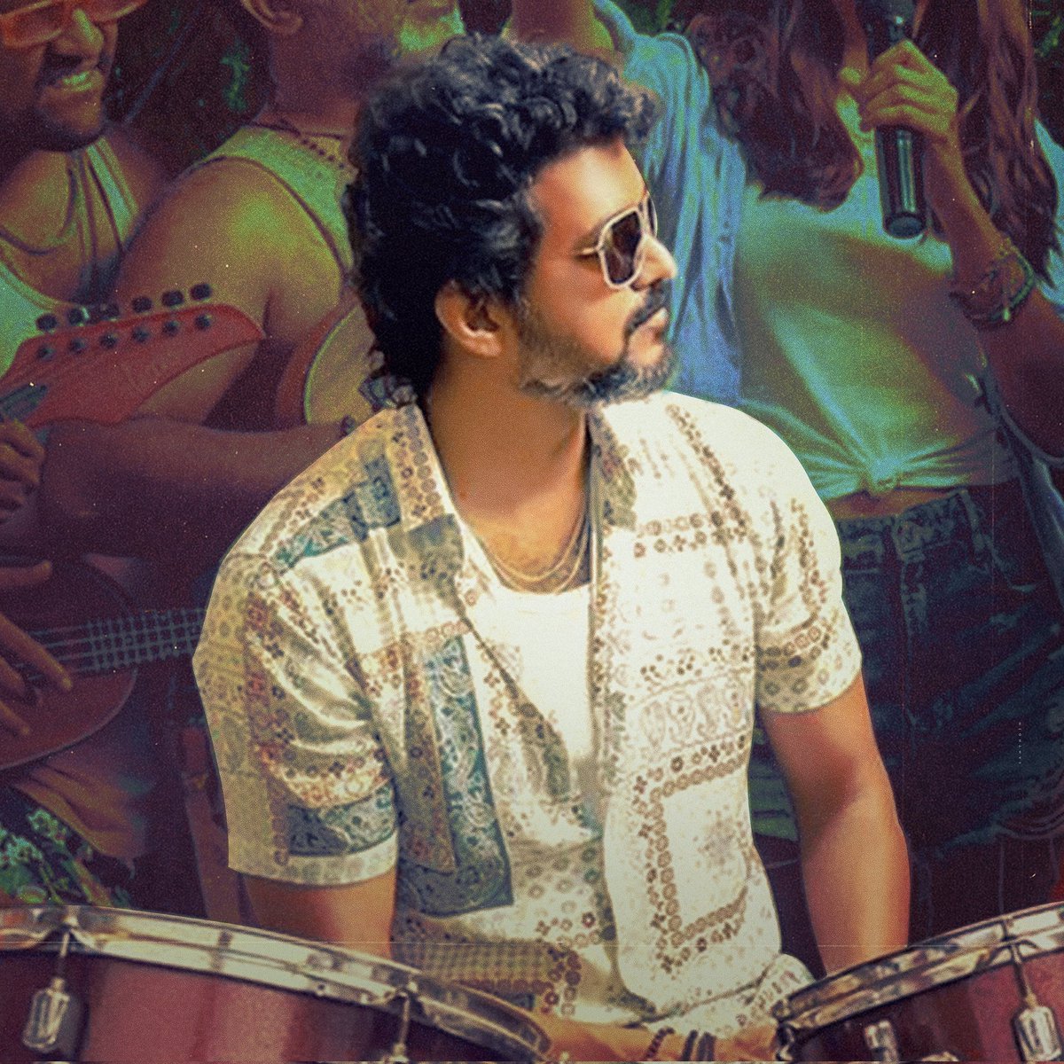 behindwoods's tweet photo. Smart ah irukkinga naa! 🤩❤️🔥
 
#ThalapathyVijay #Beast https://t.co/dw5FZy3WOw