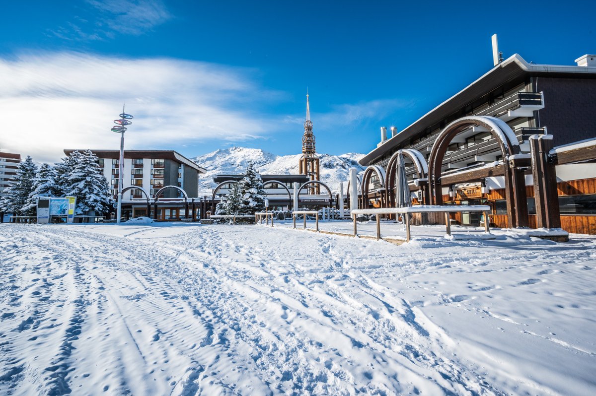 Les Menuires tweet media