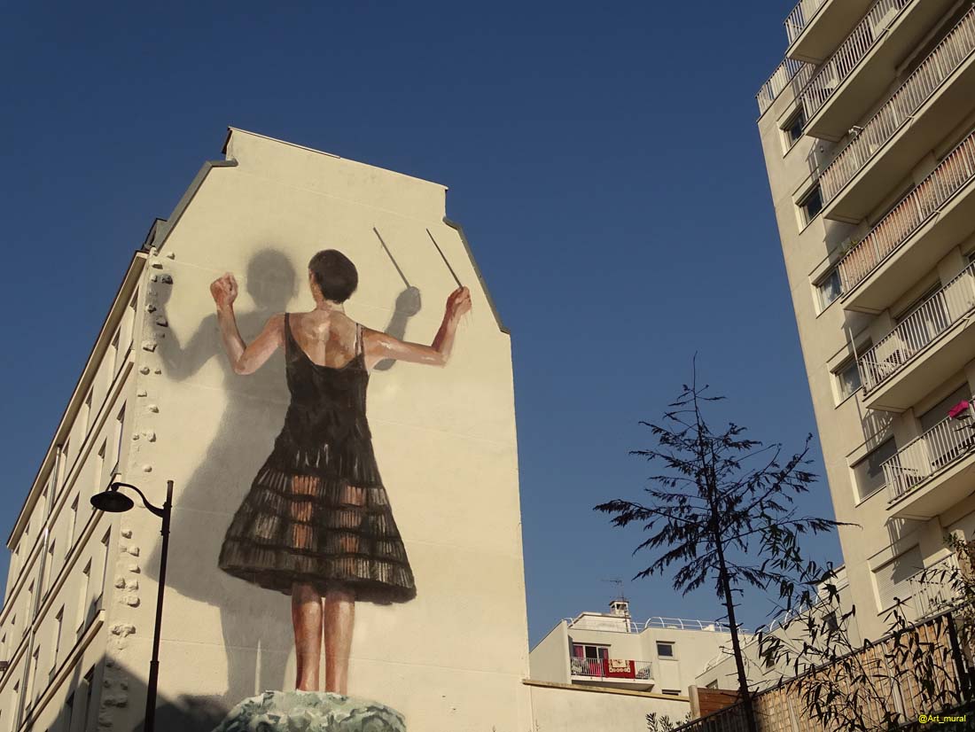 Art_mural's tweet photo. #Paris11 #StreetartParis Fresque d'#Escif @escif_  et #AxelVoid @AXELVOID  à la mémoire d'#Hyuro
En savoir + en suivant ce lien : https://t.co/OMORCkLZ3w https://t.co/QAdZj0nxl4