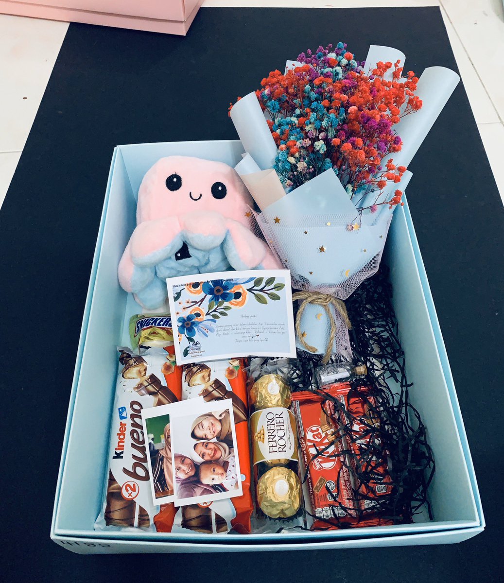 foreveryours_co's tweet photo. Hope dapat surprise box bulan december nie👉🏻👈🏻 https://t.co/urkWGYvv4t