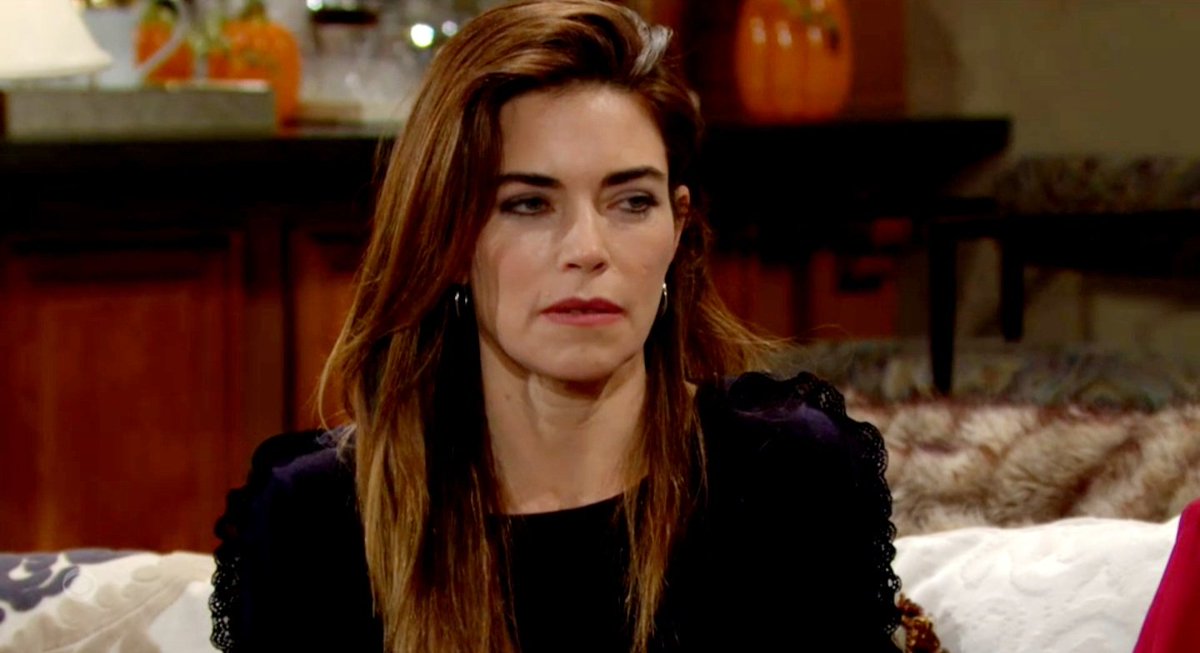 TeamLopeOnBB's tweet photo. Victor asks Vic if she can try to talk to Abby. . About trying to find chance
#YR @YandR_CBS #SallySpectra #Chloe #Aloe #ALLY #NewTra ✨😏😉🖤❤🔥#NewmanMedia #Adam #Victor https://t.co/uIRFZyUNBW