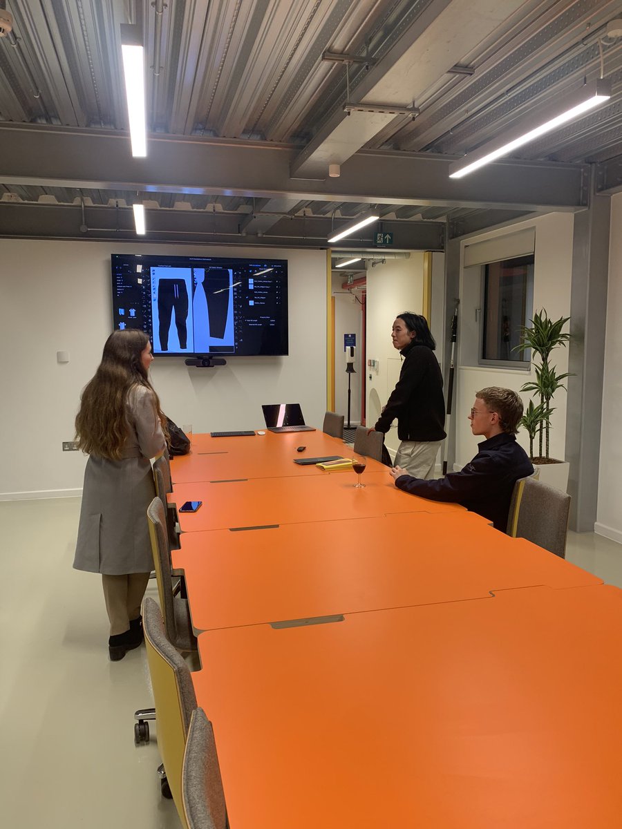 Aethadesign's tweet photo. Thanks @AUB_Innovation @inspiredAUB for having us at your launch night. The workshop equipment is so exciting. #dorset #innovation https://t.co/fXdg5emgWZ
