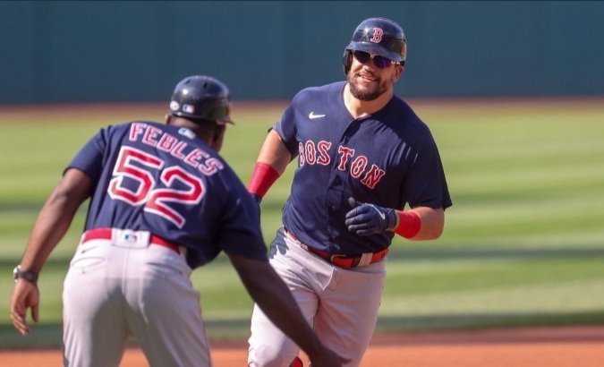 FionaMarch1998's tweet photo. Good morning @kschwarb12. Can't wait to hear about your deal with the @RedSox today! In fact, I've been up all night in anticipation. If you could announce it soon so I can take a nap that'd be great.
#PleaseChaim #GiveKyleWhatHeWants #KyleFromWaltham https://t.co/xCrObiwlrJ