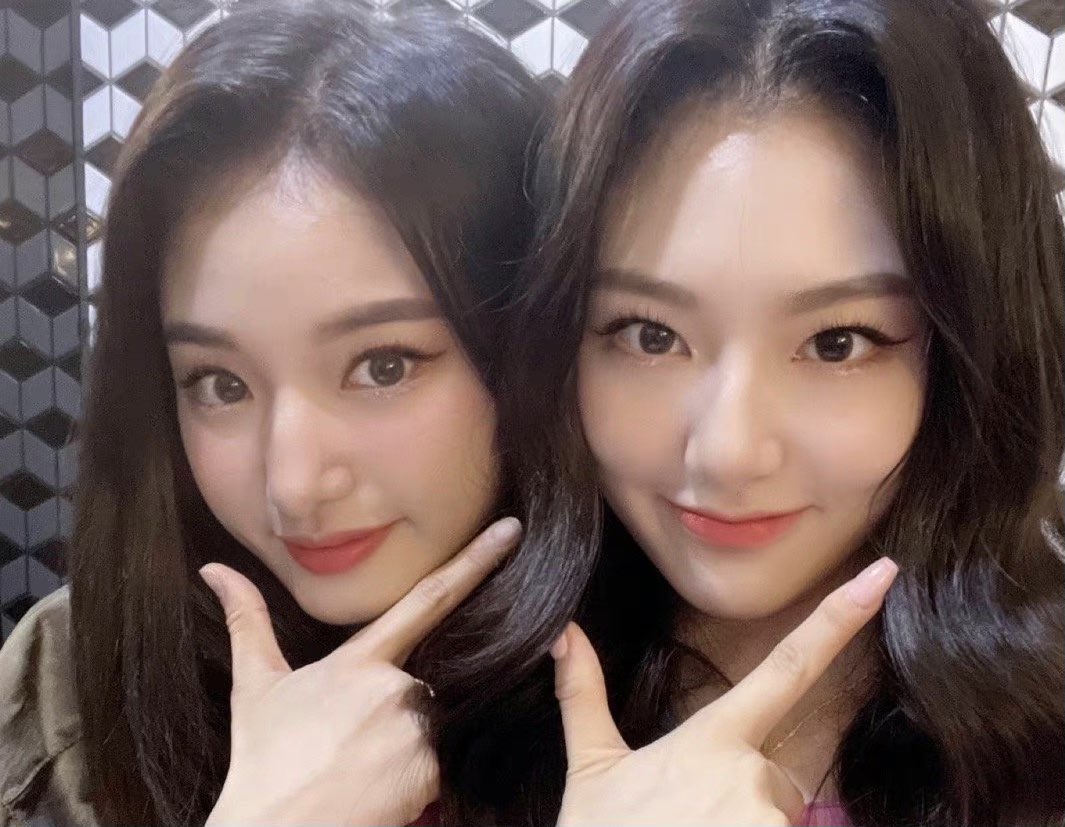 xixyupics's tweet photo. xinyu and hsinwei https://t.co/EPnDNQgzQF