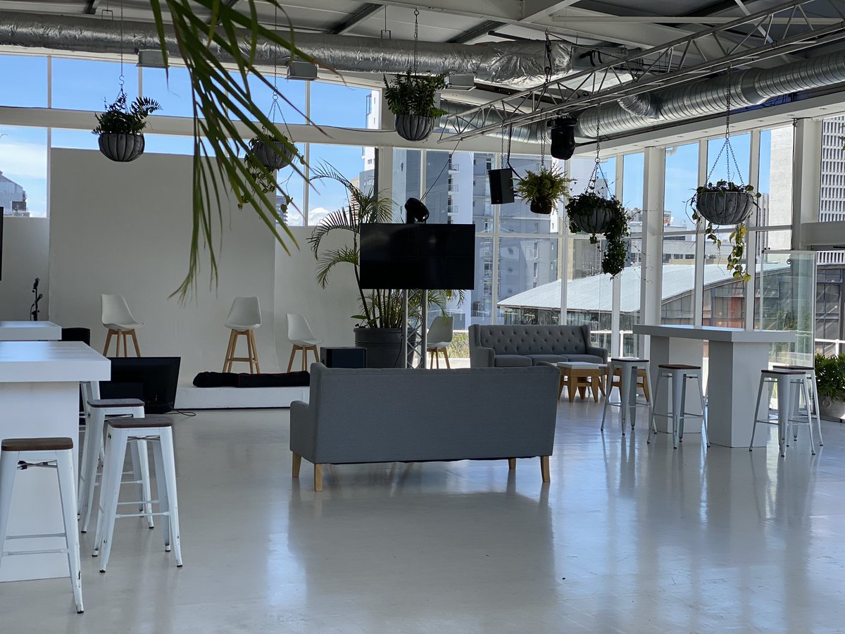 HatcherNestle's tweet photo. Get your tickets to get some insights into the innovation ecosystem with #NestléHatcher ! Join us as we share new opportunities for how incubators and accelerators can partner with @Nestlé and hint upcoming Hatchers in 2022. Register now: https://t.co/XSigSD97KW https://t.co/1vwqAvjav7
