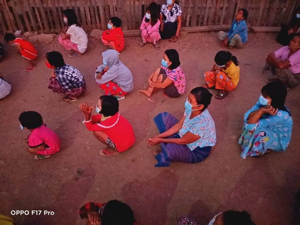 Khithitofficial's tweet photo. အကြမ်းဖက် ဖက်ဆစ် စစ်အာဏာရှင် ဆန့်ကျင်ရေး ညနေခင်းသပိတ်စစ်ကြောင်း ဆားလင်းကြီးတွင် ချီတက်
ရန်ကုန်၊ နိုဝင်ဘာ ၃၀
ဆားလင်းကြီးမြို့နယ် ကျေးရွာတစ်ရွာတွင် ကျေးရွာလူထုစုပေါင်း၍ အကြမ်းဖက် ဖက်ဆစ်စစ်အာဏာရှင်တော်လှန်ရေး ညနေခင်းသပိတ်စစ်ကြောင်း ချီတက်ခဲ့ကြသည်။ https://t.co/F6A2dFptUd
