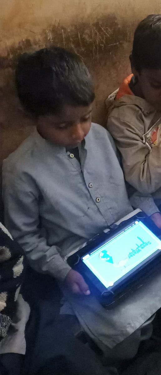 sobiana33628301's tweet photo. GBPS Chamber Naka T.A.Yar
Class:ECCE
Subject:G.K
Students learning how to keep water save with the help of tablet.
@pkBritish
#PAKISA2021
#SeldApp @FouziaDr
#Championsofchange
@MinisterEduGoS @sardarshah1 @AkbarLaghari5
@AvinashAdvani76
@SABAQPakistan
@MalalaFund
@SELD_Sindh https://t.co/ZIZOh9dle6