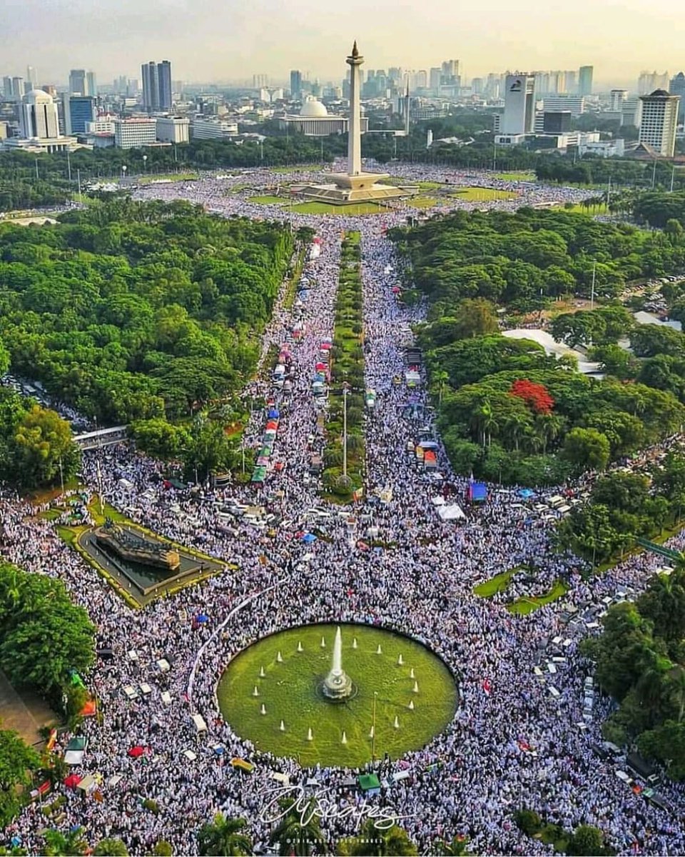 Sebastian_1702g's tweet photo. Tagar nya ganti ganti,,, pokoke 212

#PutihkanJakarta212
#PutihkanJakarta212 https://t.co/vkQXSxQBjS