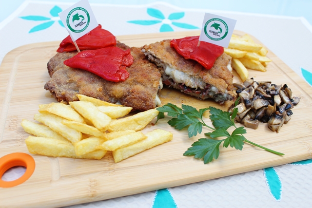 OlorAHierbabuen's tweet photo. Como me ha gustado participar en el #cachopoday invitada por @recetasdenoe  @terneraasturias @TablasCampillin @LecheAsturiana 
Mi #receta de Cachopo de champiñones y panceta
https://t.co/3sLzCxqbmK https://t.co/opvr6TPZ3t