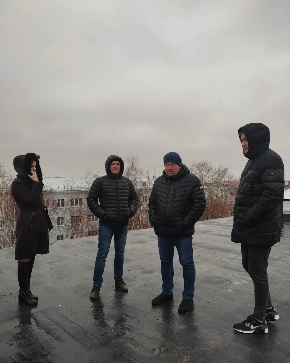 ✅Тридцатого ноября состоялась приёмка выполненных работ по капитальному ремонту крыши многоквартирного дома №31 по ул. Локомобильной. 

Качество ремонта проверили представители МКУ «Служба городского хозяйства» => instagram.com/p/CW5mvMuMmEp/…