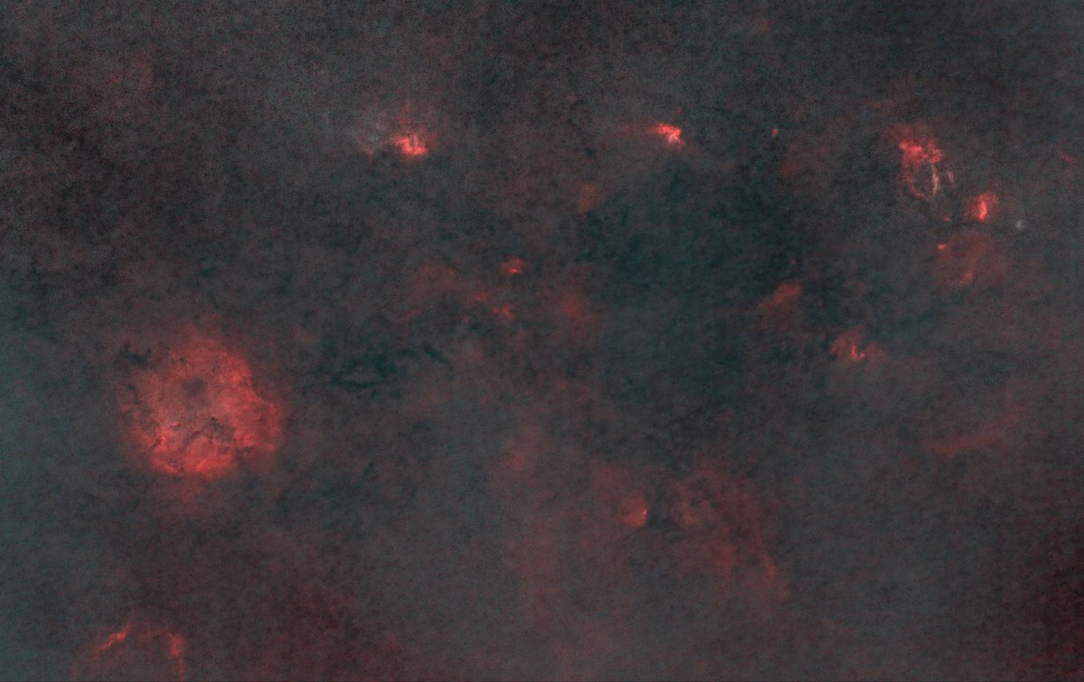 Renpoko_pict's tweet photo. さっそく試してみました！！
StarXTerminator

早すぎ。30秒で星消し。

星が消えたので気にせず拡大できます笑

背景のムラが気になりますが拡大して詳細構造をお楽しみください。
（汚いけど）

#Pixinsight
#StarXTerminator
#天体写真 https://t.co/XfZaG8IoSK