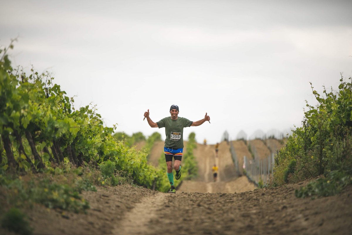 sherrymaraton's tweet photo. EL PRÓXIMO 24 DE ABRIL TIENES UNA CITA CON EL #SHERRYMARATÓN2022 🥳
La quinta cosecha del #SherryMaratón está en marcha 👏🏽
🔶 ¡INSCRIPCIONES ABIERTAS! 🔶
🔸MARATÓN/MEDIA/PROMO
🔸Modalidad senderista disponible
#SHERRYRUNNER, ¿TE LO VAS A PERDER? 🥳
⬇️ https://t.co/YInNqWL47L