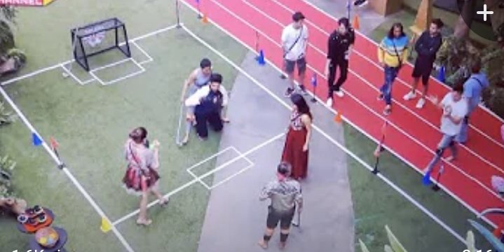 BiggBoss_20's tweet photo. #BBGames Task Start!!
DAY - 2
Stay tuned @Bigg_Boss_BB15
#BiggBoss15 #BigBoss15 #BB15 #BBKingPratik #BBQueenTejasswi #BBKingKaran #BiggBoss15Live https://t.co/wxRek39M1X